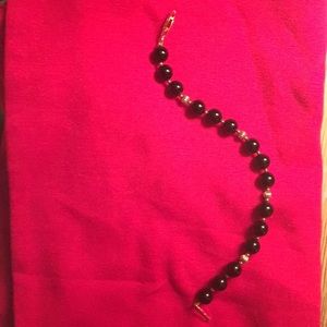 Black and gold bead bracelet